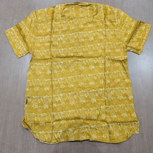 Mens John Varvatos Loren Printed SS Button Up Shirt Honeysuckle - Picture 4 of 5